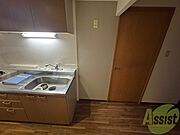 こちらに冷蔵庫を置けます。調理時の動線もばっちり効率的。