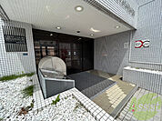 前面道路、建物周り等