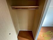 寝室のクローゼットにもたくさん収納出来ますね！