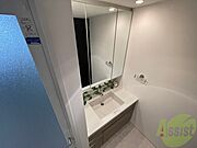 独立洗面台です。広くて使いやすそうです！