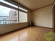 明るいお部屋は気持ちよく過ごせそうですね。