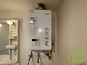 給湯器は簡単操作で温度調整ができますよ。