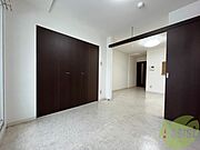 寝室です。部屋をどう使うかはあなた次第です！