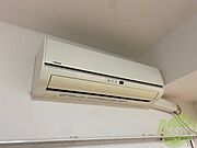 こちらはエアコンが設置されております！夏場も快適です！