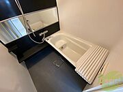 広々したお風呂で快適にくつろげそうです。