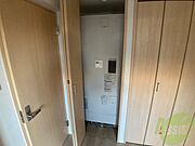 電気温水器です。オール電化でお得で安心ですね。