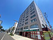 まいばすけっと南5条西10丁目店 218m