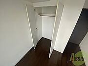 クローゼットがありました。お洋服や荷物はここへ