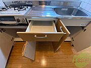 キッチン下の収納もたくさん入りますよ～！