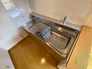 こちらはキッチン。調理スペースもあり使いやすそうです。