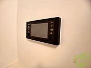 浴室内のテレビです。温まりながらテレビを見る事ができます