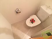 トイレです。ウォシュレット付を探している方、おすすめです。