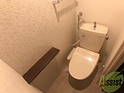 トイレです。ウォシュレット付を探している方、おすすめです！