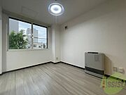 キッチン側からLDKを撮影。イメージを掴んでくださいね。