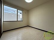 明るいお部屋は気持ちよく過ごせそうですね。