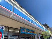 ローソン札幌南9条西八丁目店 54m
