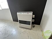 エアコンもあり暑い夏もこれで快適ですよ～