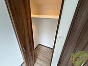 洋室にはクローゼットがあるのですっきり片付きそうです。