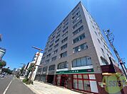まいばすけっと南5条西10丁目店 499m