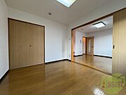 寝室は建具で仕切られているので、寝室の空間を作れますね！