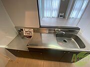 こちらはキッチン。調理スペースもあり使いやすそうです。