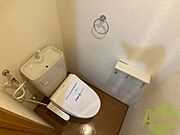 トイレです。ウォシュレット付を探している方、おすすめです。