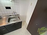 こちらに冷蔵庫を置けます。調理時の動線もばっちり効率的。