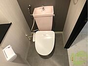 トイレです。ウォシュレット付を探している方、おすすめです！