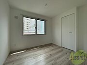 寝室です。部屋をどう使うかはあなた次第です！
