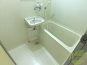 お風呂になります。一日の疲れを癒してくださいね。