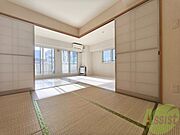 5.5帖の和室です。やっぱり和室は落ち着きますね。