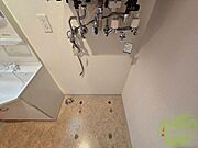 もちろん洗濯機置場は室内にあるので、いつでも洗濯できますよ～