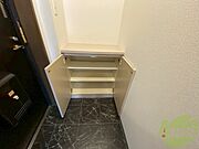 たくさん靴をしまえるシューズボックスになっていました！