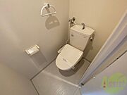 ウォシュレット機能がついたトイレ。安心して使用できますね。