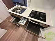 キッチン下の収納もたくさん入りますよ～！