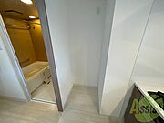 こちらに冷蔵庫を置けます。調理時の動線もばっちり効率的。