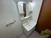 洗面台は独立していて使いやすそうですね。