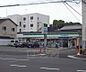 周辺：ファミリーマート御池山ノ内店まで128m 駐車場がひろびろです