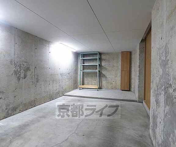 室内