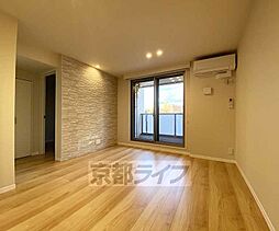 エクレール　ヴェール　シャーメゾン西院 2階3LDKのリビング/ダイニング