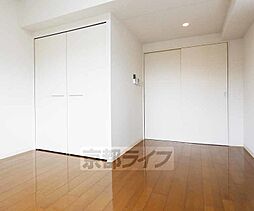 イクスピリオド五条 6階1Kのリビング/ダイニング