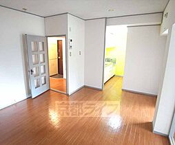 メゾン宇多野 2階3LDKのリビング/ダイニング