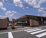 伏見板橋小学校まで260m 活気溢れる小学校です。