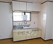 キッチンの全体像です。