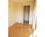 クローゼット付きの洋室です