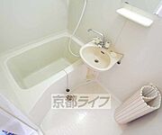 清潔感のあるお風呂です・
