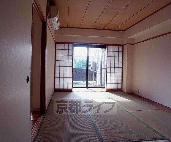 寝室