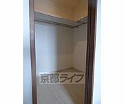 ウォークインクローゼットです。
