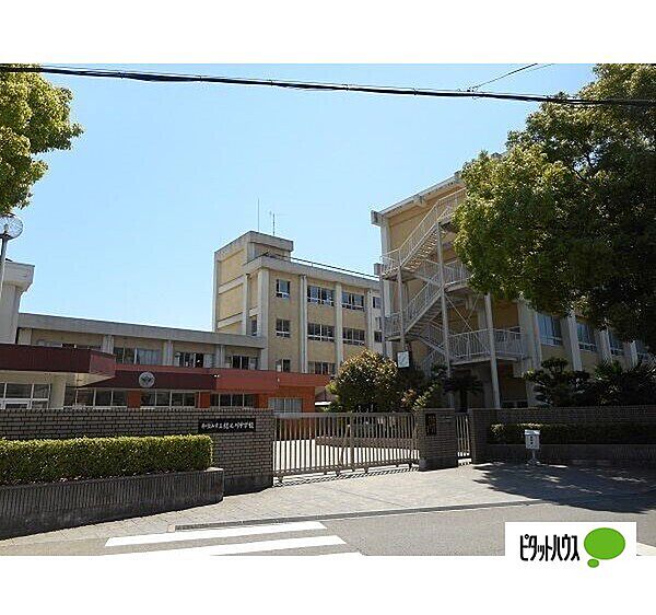 画像27:中学校「和歌山市立紀之川中学校まで1669m」