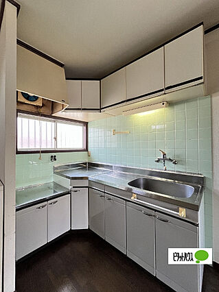 サンハイツ粟_内装_1